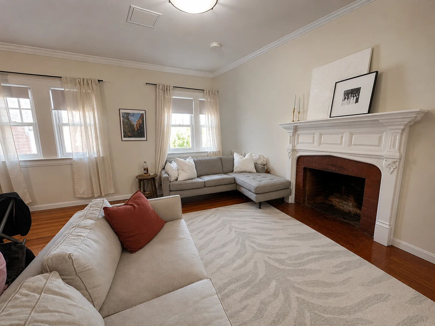 3 bed, 2 bath apartment for rent at 1215 Beacon St Unit 7, Coolidge Corner — photo 2 of 13