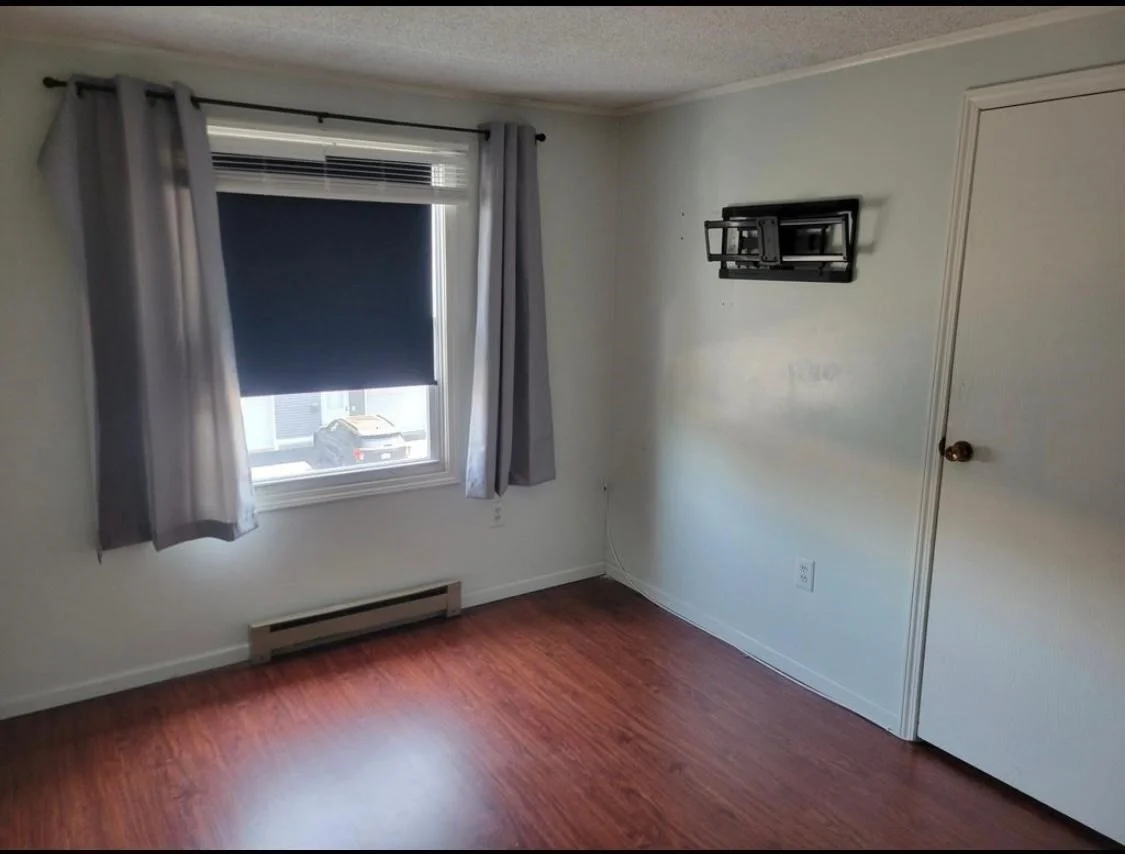 2 bed, 1 bath apartment for rent at 1215 Pawtucket Blvd Unit 7, Lowell — photo 8 of 12