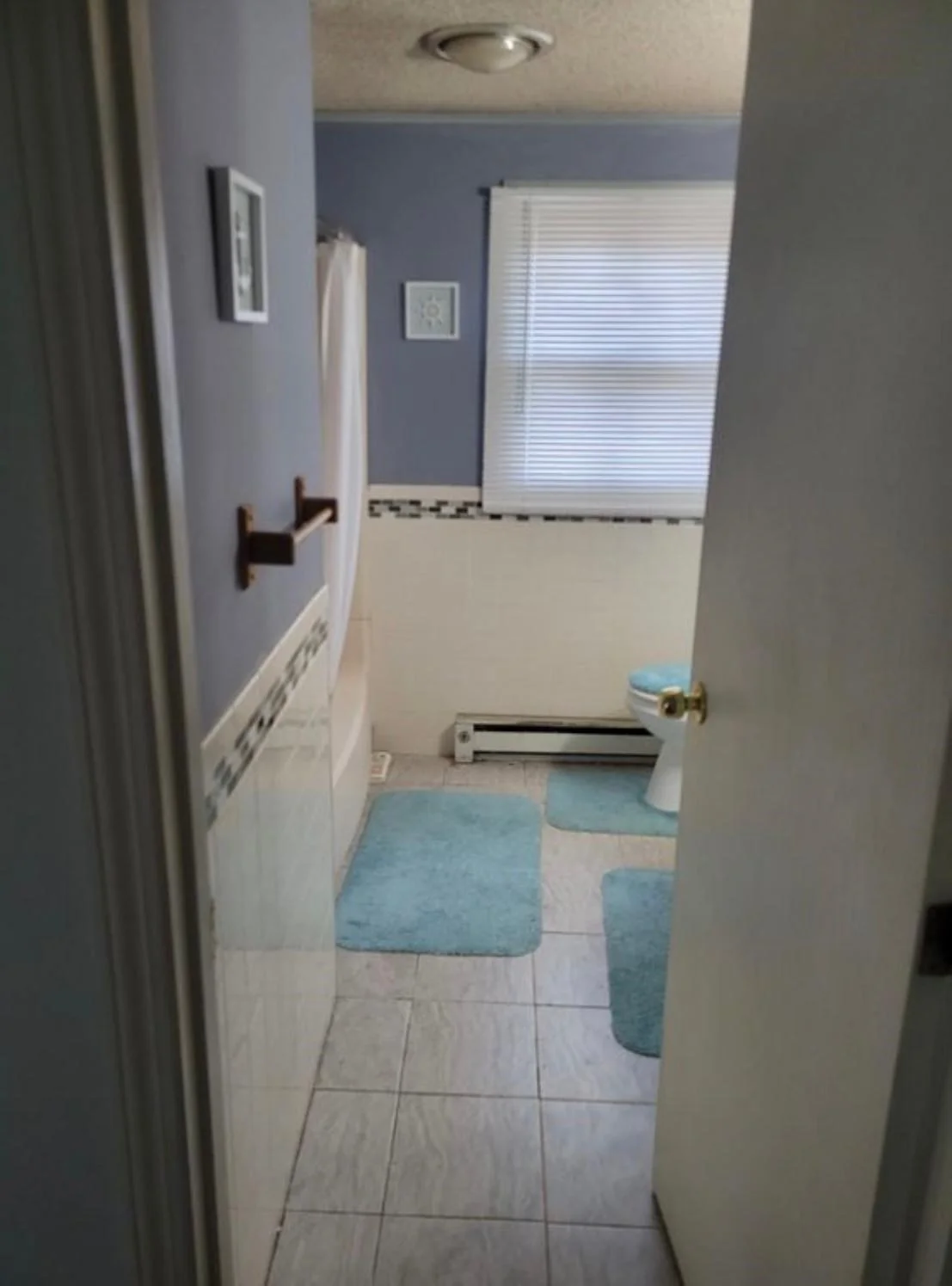 2 bed, 1 bath apartment for rent at 1215 Pawtucket Blvd Unit 7, Lowell — photo 6 of 12