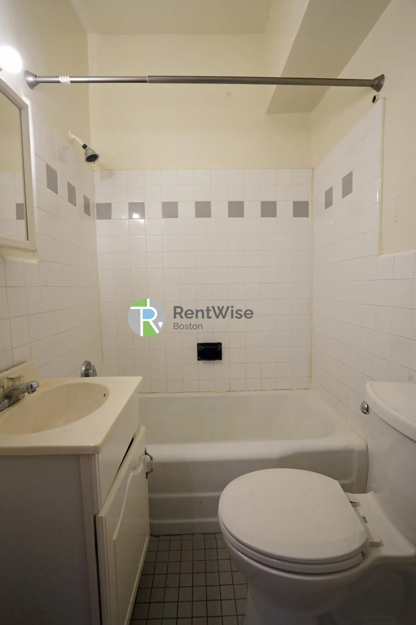 1 bed, 1 bath apartment for rent at 1216 Commonwealth Ave Unit 11, Brighton — photo 15 of 19