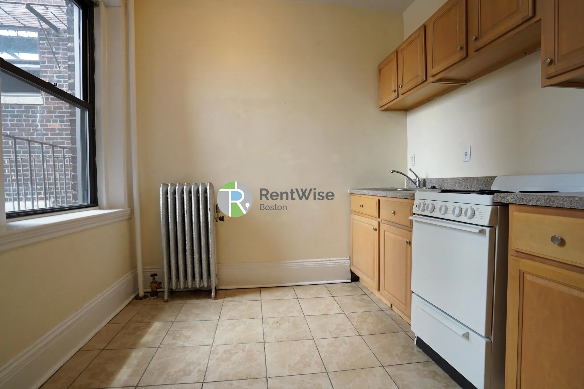 1 bed, 1 bath apartment for rent at 1216 Commonwealth Ave Unit 11, Brighton — photo 8 of 19