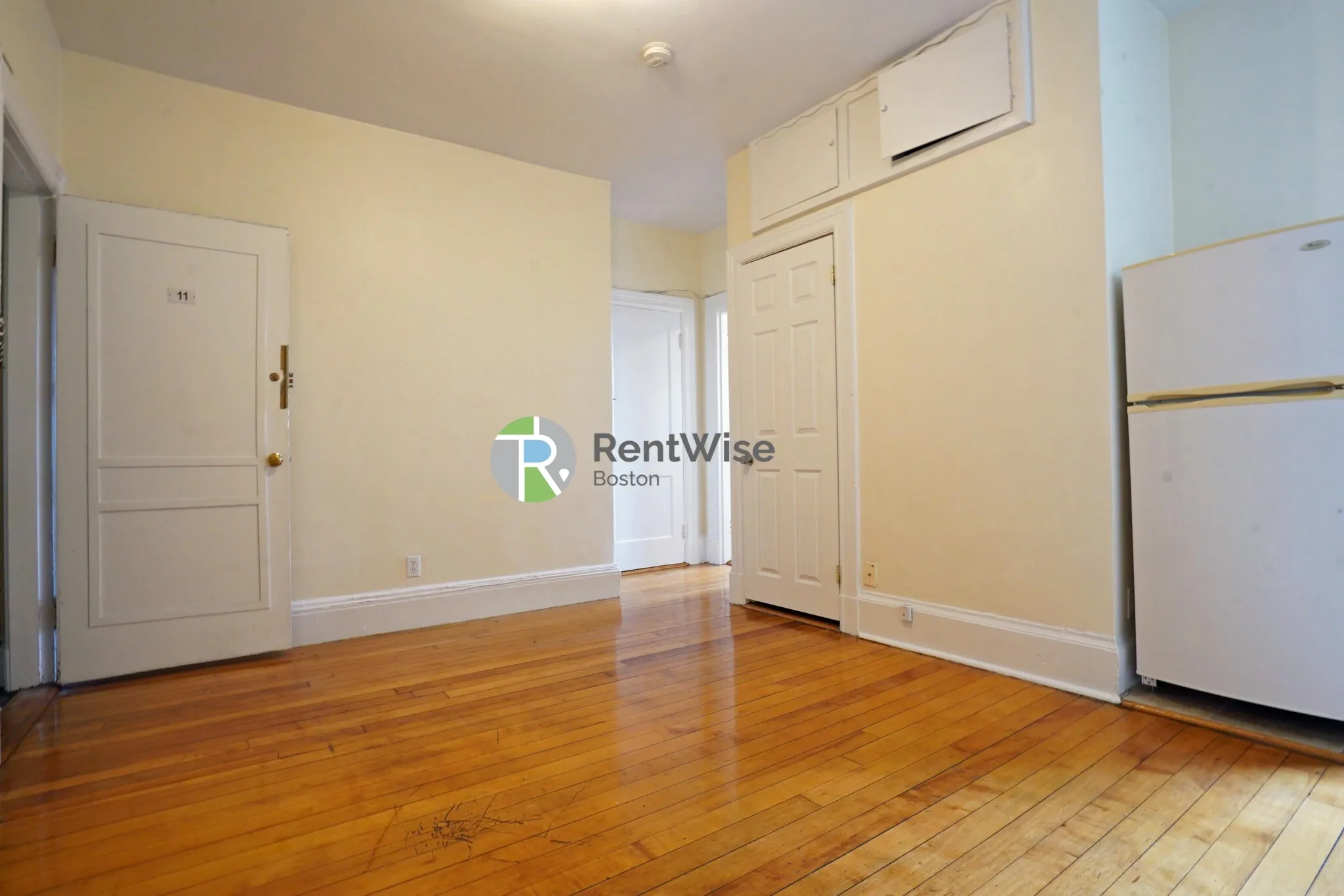 1 bed, 1 bath apartment for rent at 1216 Commonwealth Ave Unit 11, Brighton — photo 3 of 19