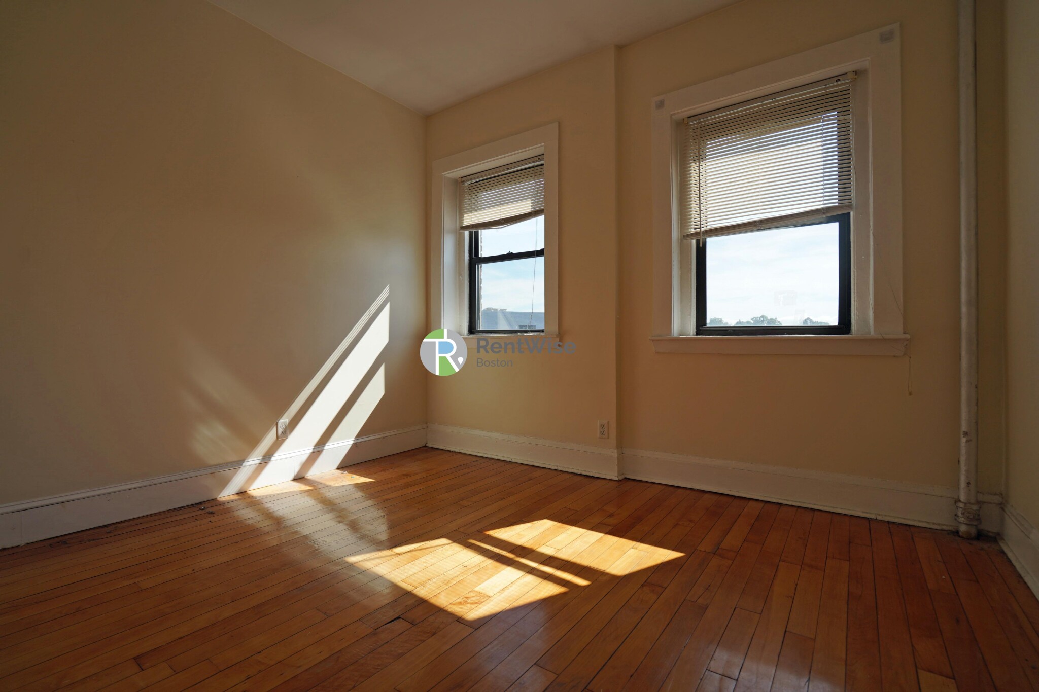 1 bed, 1 bath apartment for rent at 1216 Commonwealth Ave Unit 16, Brighton — photo 6 of 23