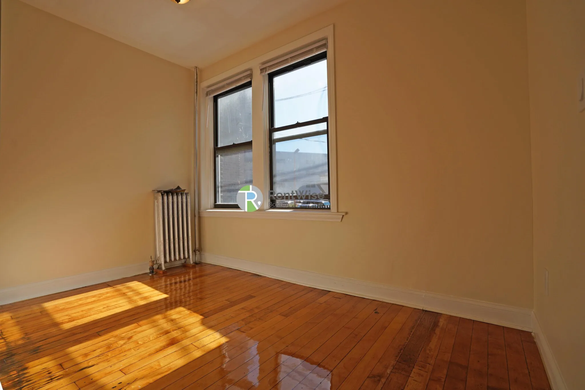 1 bed, 1 bath apartment for rent at 1216 Commonwealth Ave Unit 2, Brighton — photo 5 of 15