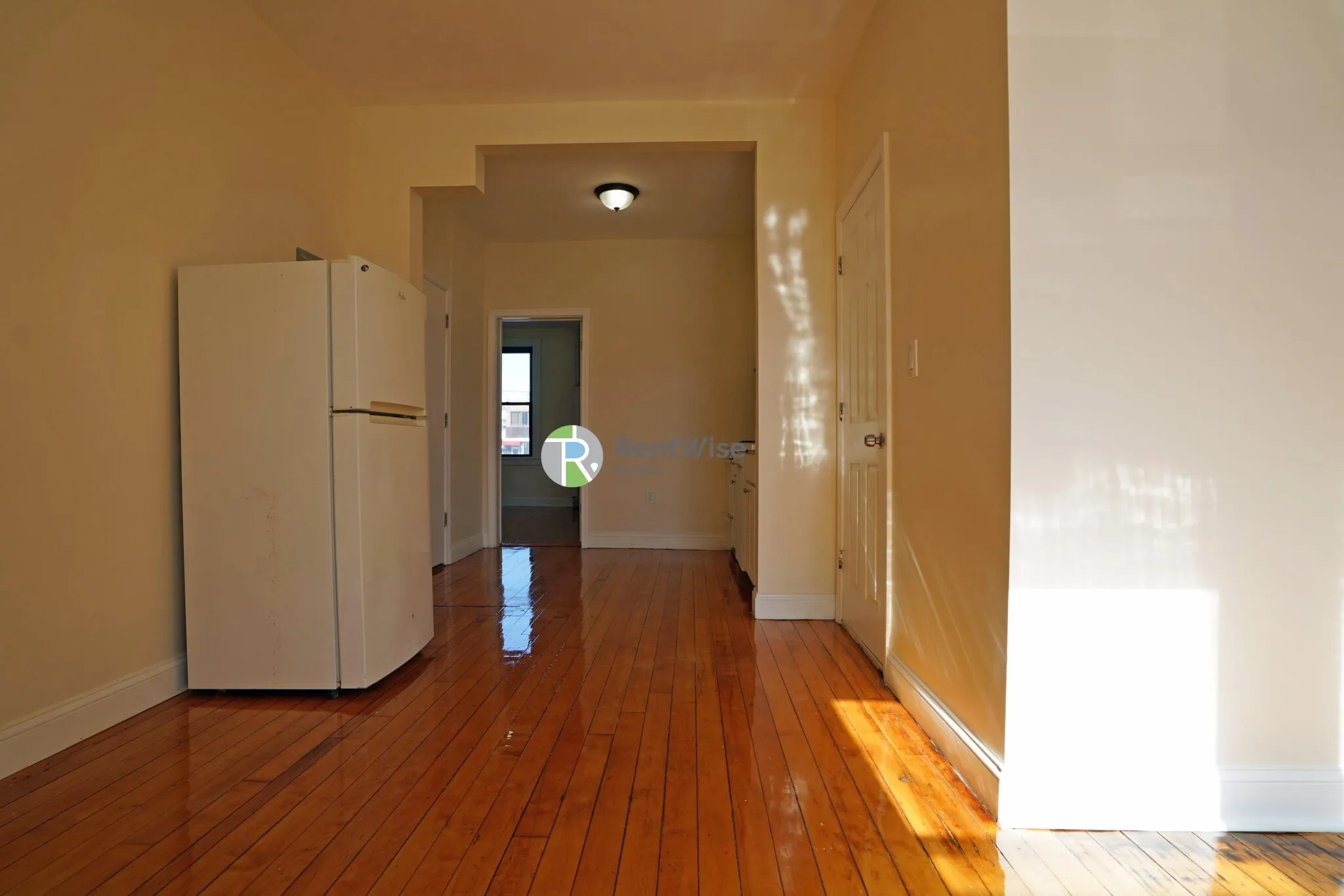 1 bed, 1 bath apartment for rent at 1216 Commonwealth Ave Unit 2, Brighton — photo 7 of 15