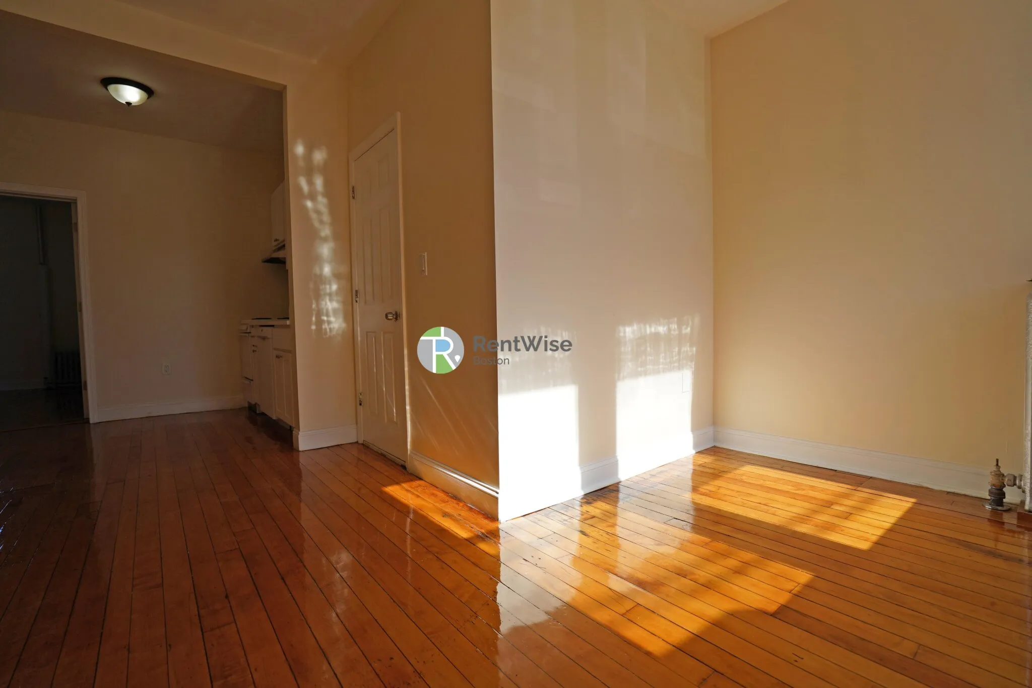 1 bed, 1 bath apartment for rent at 1216 Commonwealth Ave Unit 2, Brighton — photo 6 of 15