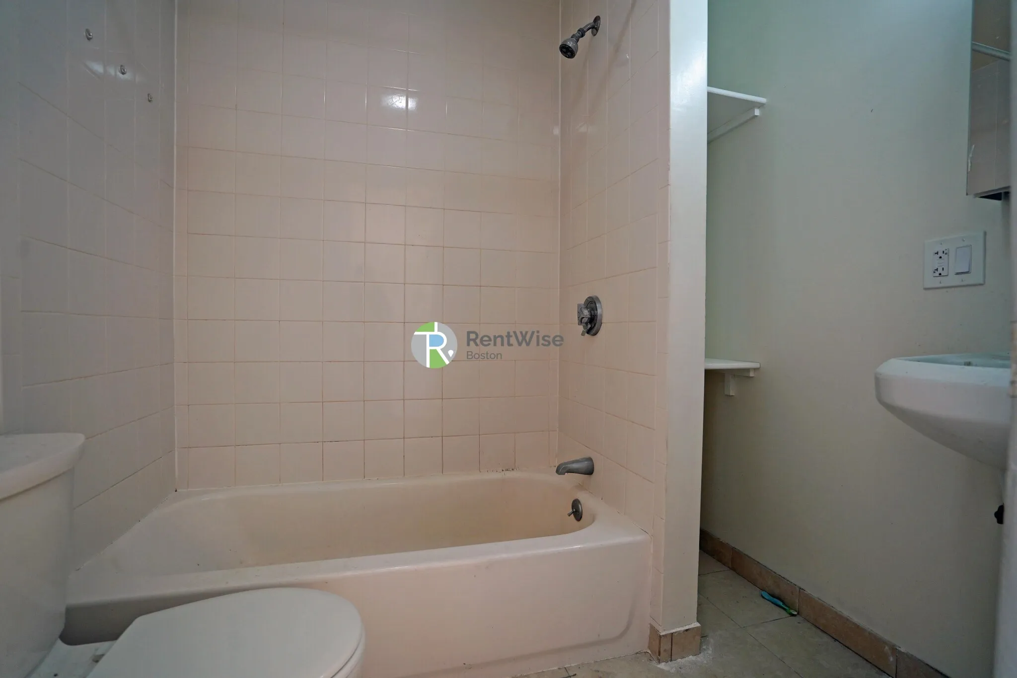 1 bed, 1 bath apartment for rent at 1216 Commonwealth Ave Unit 2, Brighton — photo 11 of 15