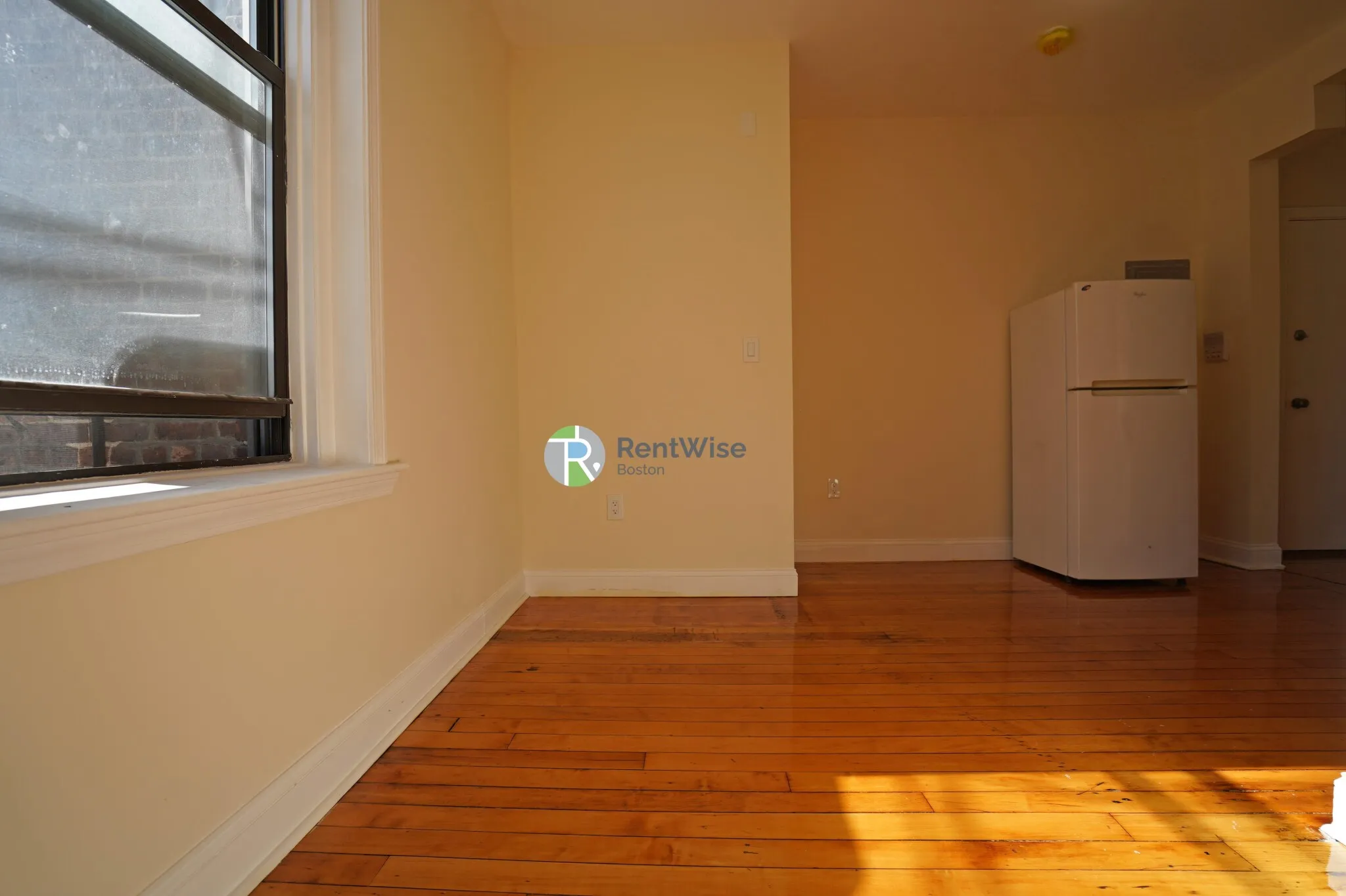 1 bed, 1 bath apartment for rent at 1216 Commonwealth Ave Unit 2, Brighton — photo 8 of 15