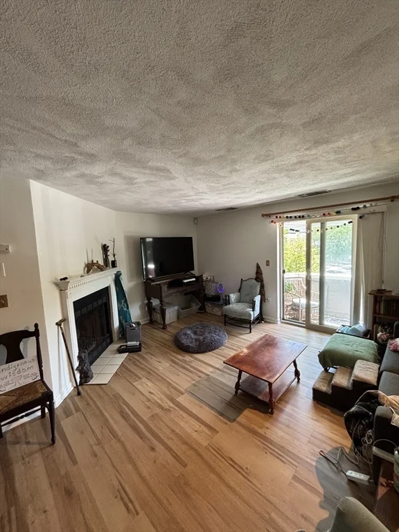 2 bed, 2 bath apartment for rent at 1216 Vfw Pkwy Unit 43, West Roxbury — photo 6 of 23