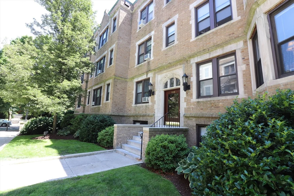 2 bed, 1 bath apartment for rent at 122 Babcock St Unit 24, Coolidge Corner — photo 8 of 16