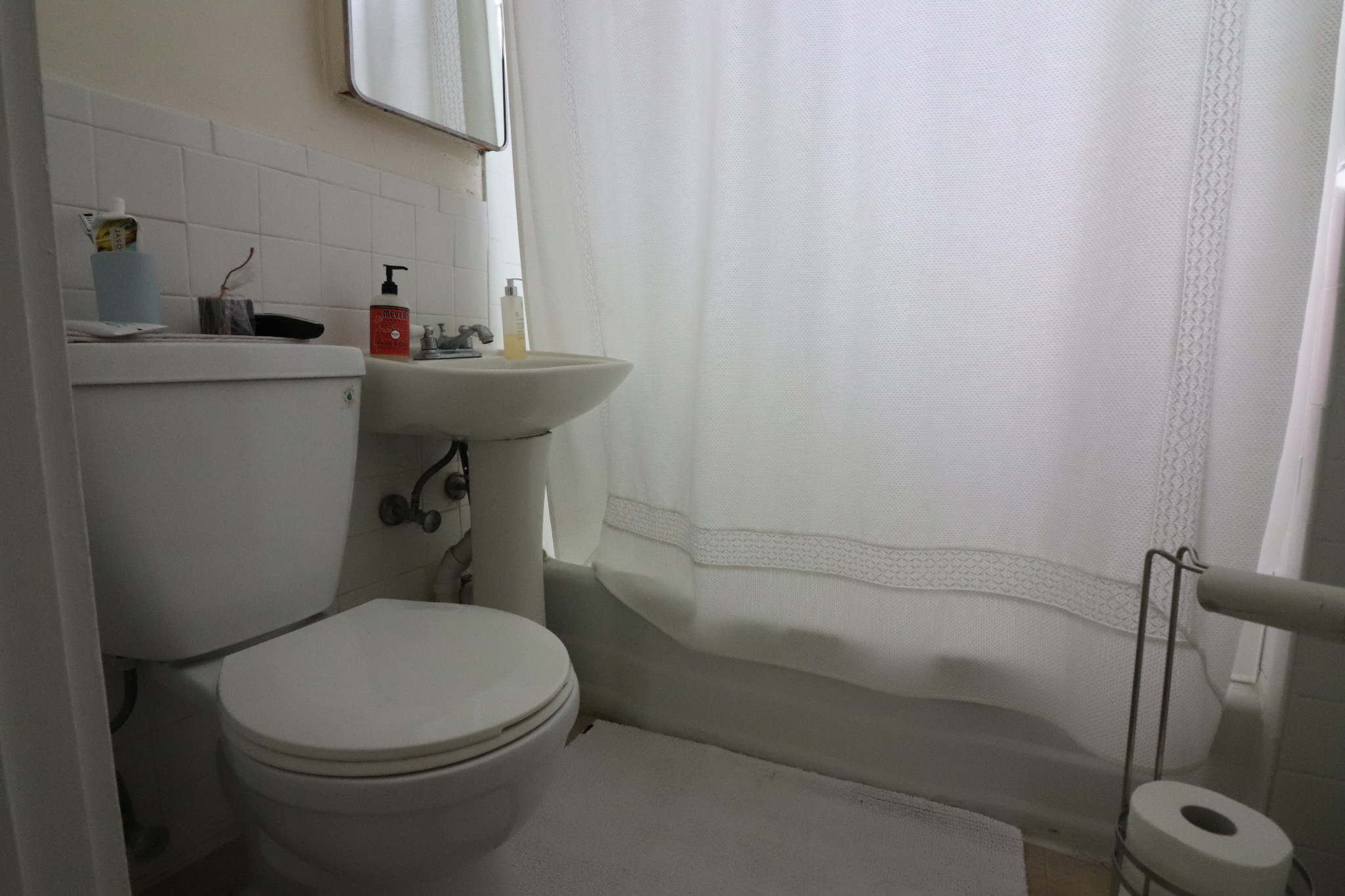 1 bed, 1 bath apartment for rent at 122 Babcock St Unit 33A, North Brookline — photo 4 of 13
