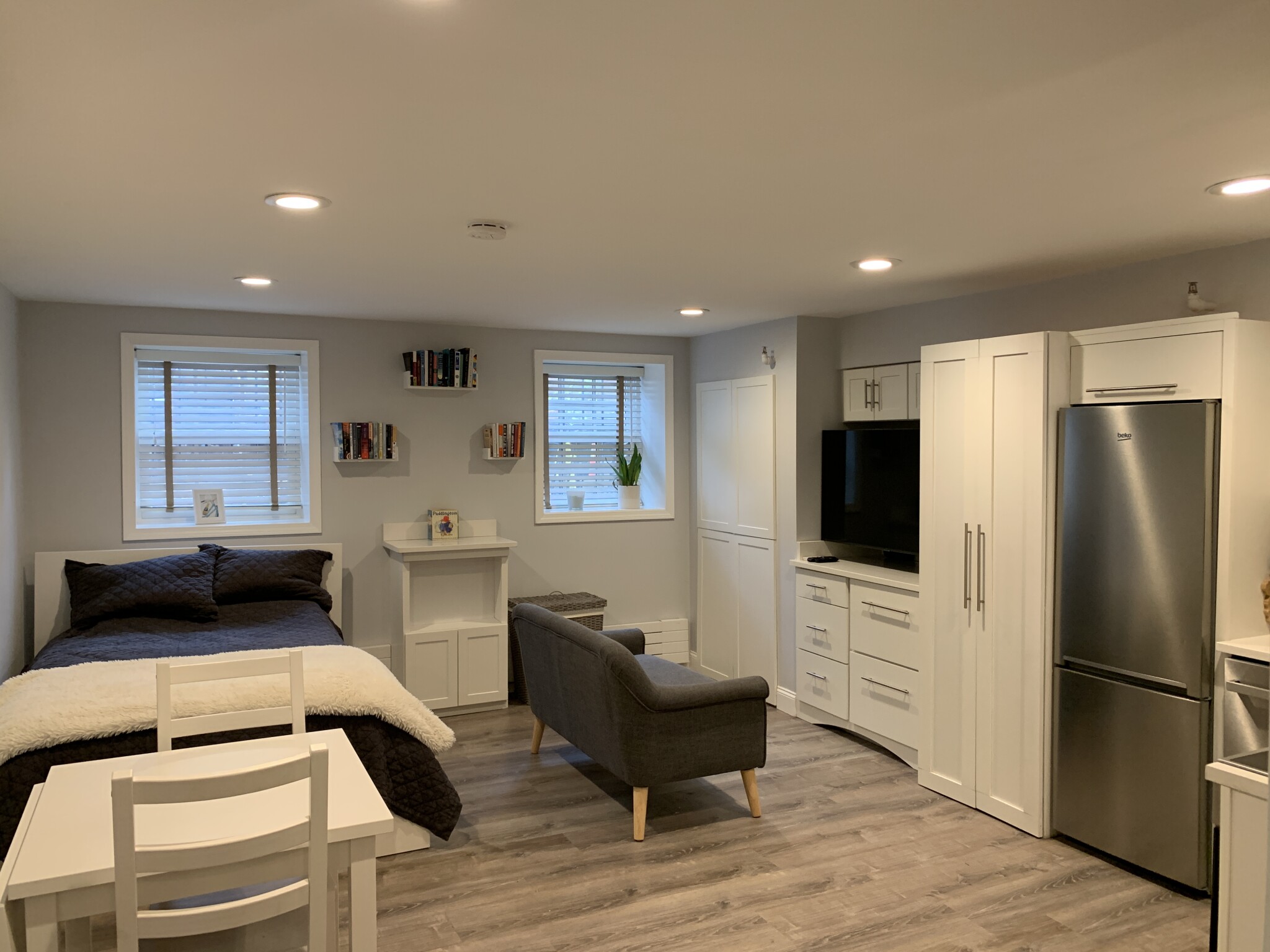Studio bed, 1 bath apartment for rent at 122 Beacon St Unit 1A, Back Bay