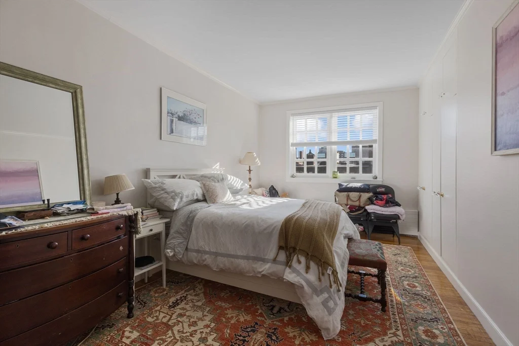 2 bed, 2 bath apartment for rent at 122 Beacon Unit 6, Back Bay — photo 10 of 17