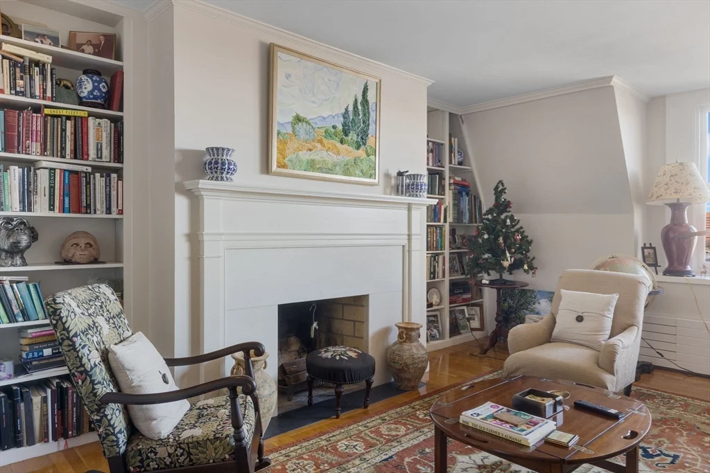 2 bed, 2 bath apartment for rent at 122 Beacon Unit 6, Back Bay — photo 8 of 17