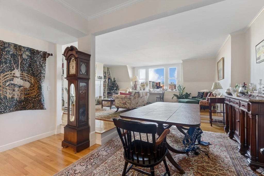 2 bed, 2 bath apartment for rent at 122 Beacon Unit 6, Back Bay — photo 7 of 17