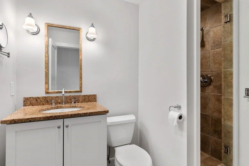 2 bed, 2 bath apartment for rent at 122 Beacon Unit 6, Back Bay — photo 11 of 17