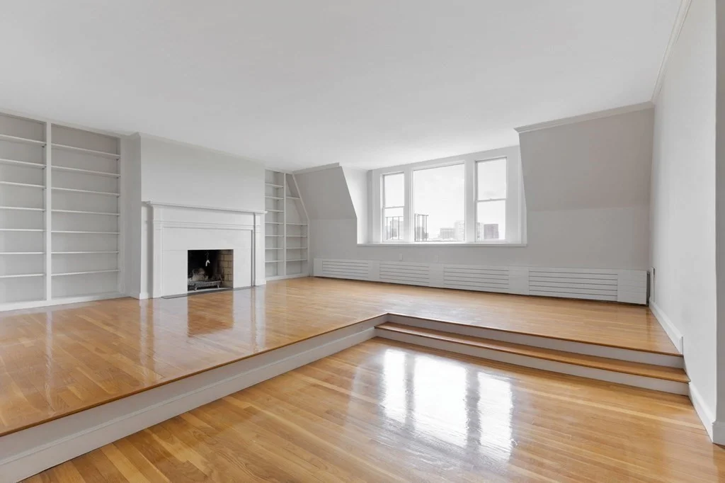 2 bed, 2 bath apartment for rent at 122 Beacon Unit 6, Back Bay — photo 3 of 17