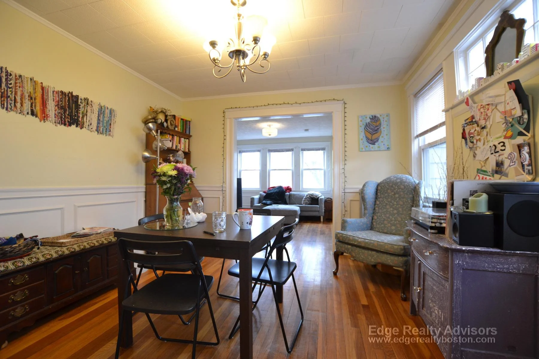 3 bed, 1 bath apartment for rent at 122 Bennett St Unit 2, Oak Square — photo 9 of 11