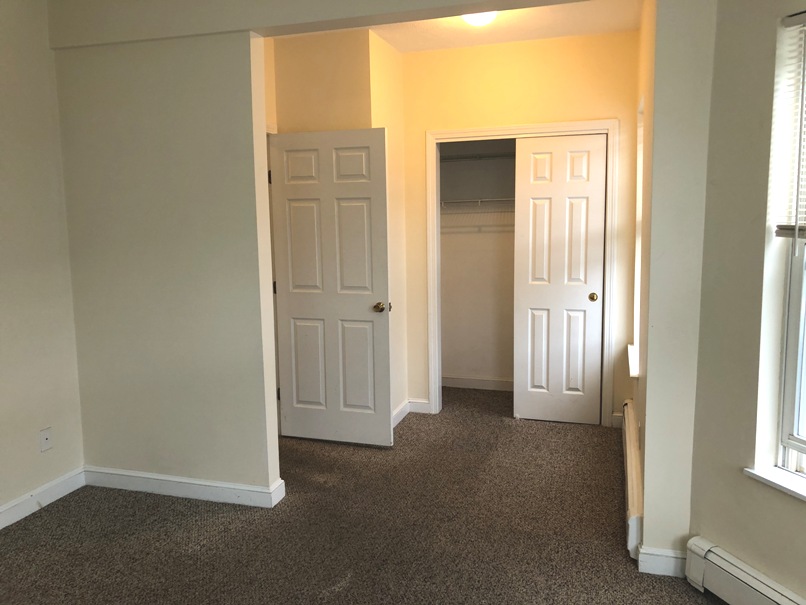 2 bed, 1 bath apartment for rent at 122 Berkshire Pl Unit 6(3A), Wellington-Harrington — photo 9 of 16