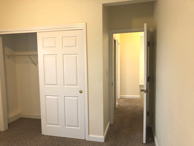 2 bed, 1 bath apartment for rent at 122 Berkshire Pl Unit 6(3A), Wellington-Harrington — photo 13 of 16