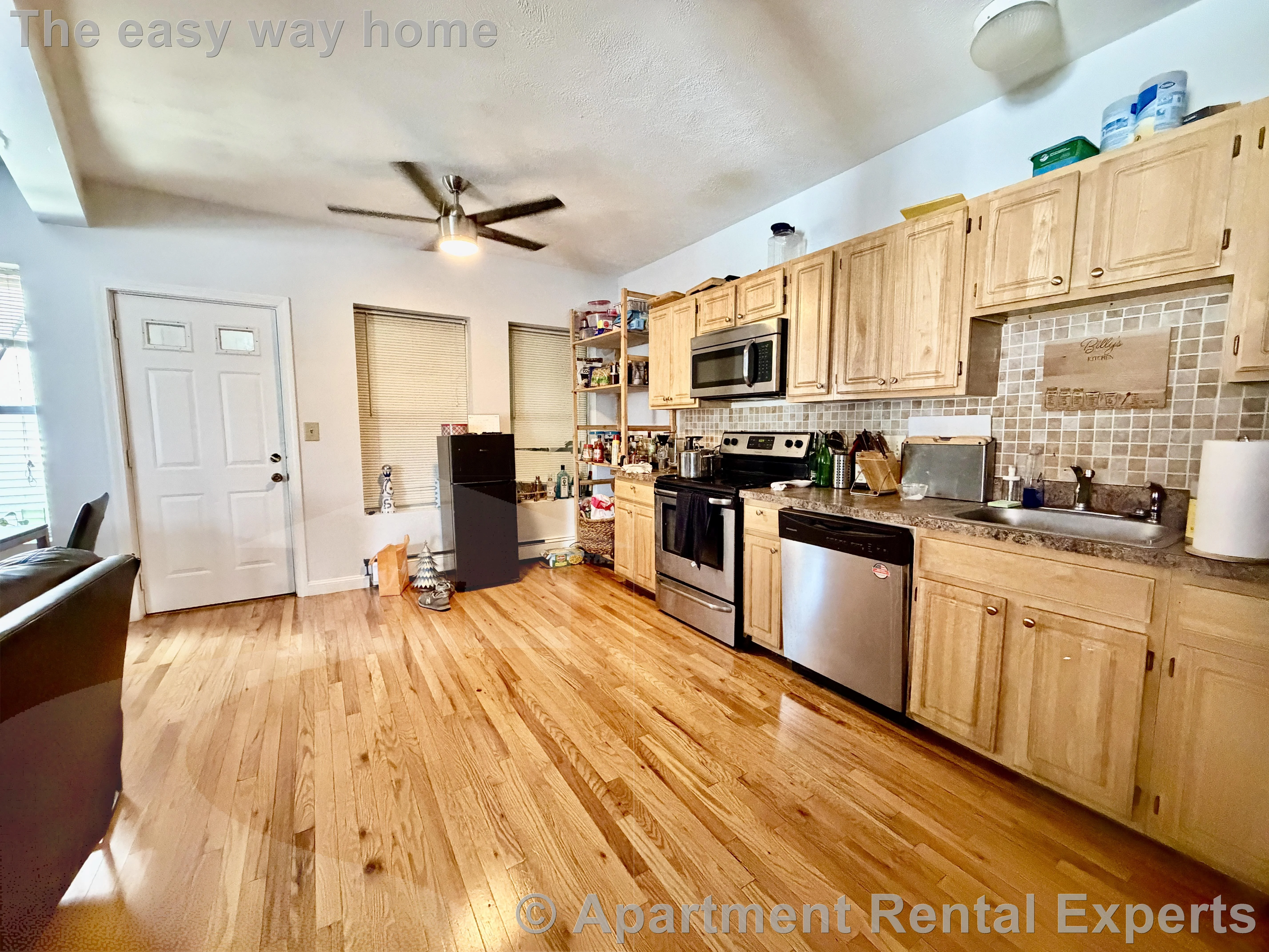 3 bed, 1 bath apartment for rent at 122 Berkshire St Unit 2 (1A), East Cambridge
