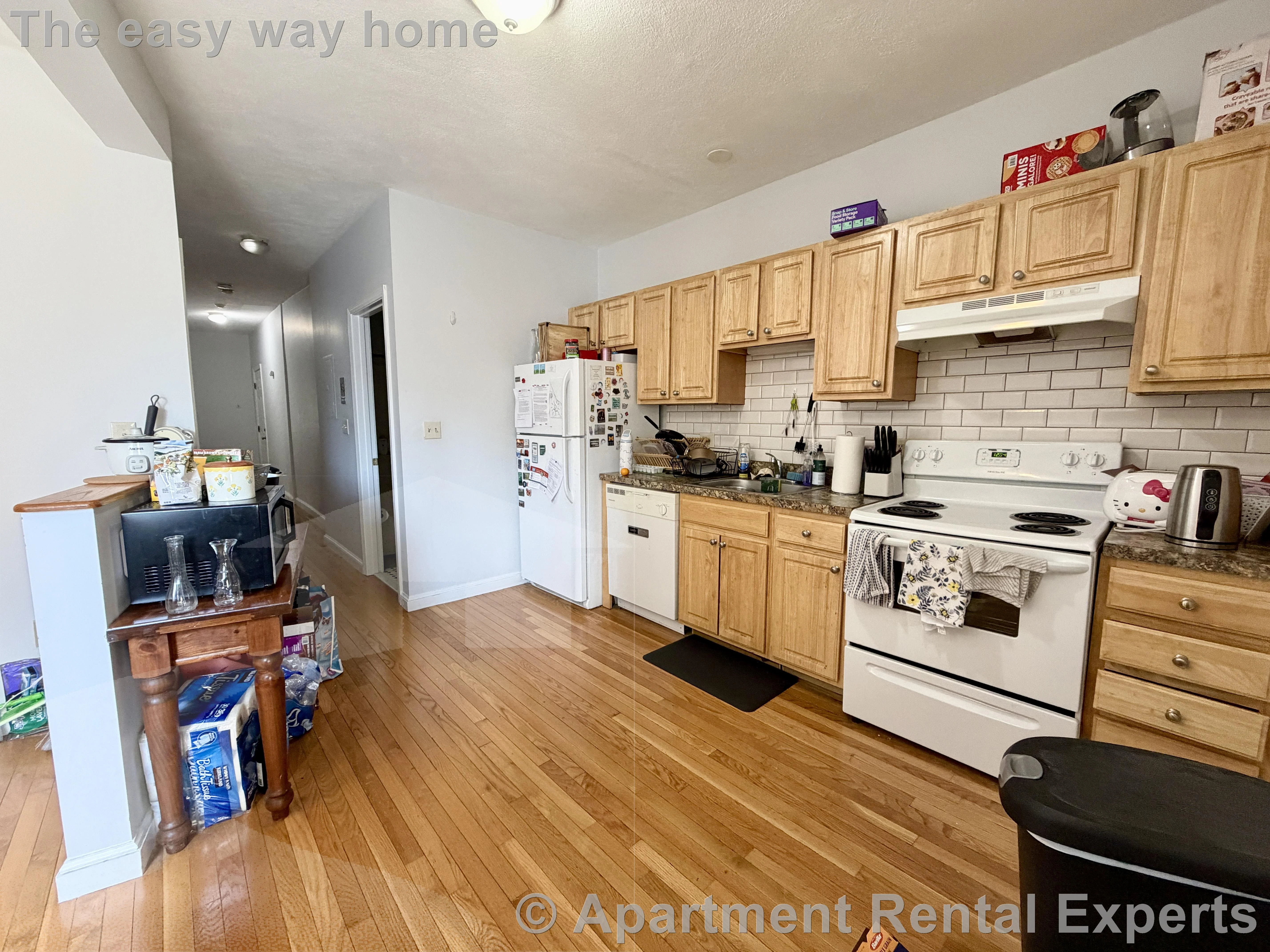 3 bed, 1 bath apartment for rent at 122 Berkshire St Unit 5 (3B), East Cambridge — photo 3 of 14