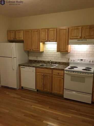 3 bed, 1 bath apartment for rent at 122 Berkshire St Unit 5, Wellington-Harrington — photo 12 of 15