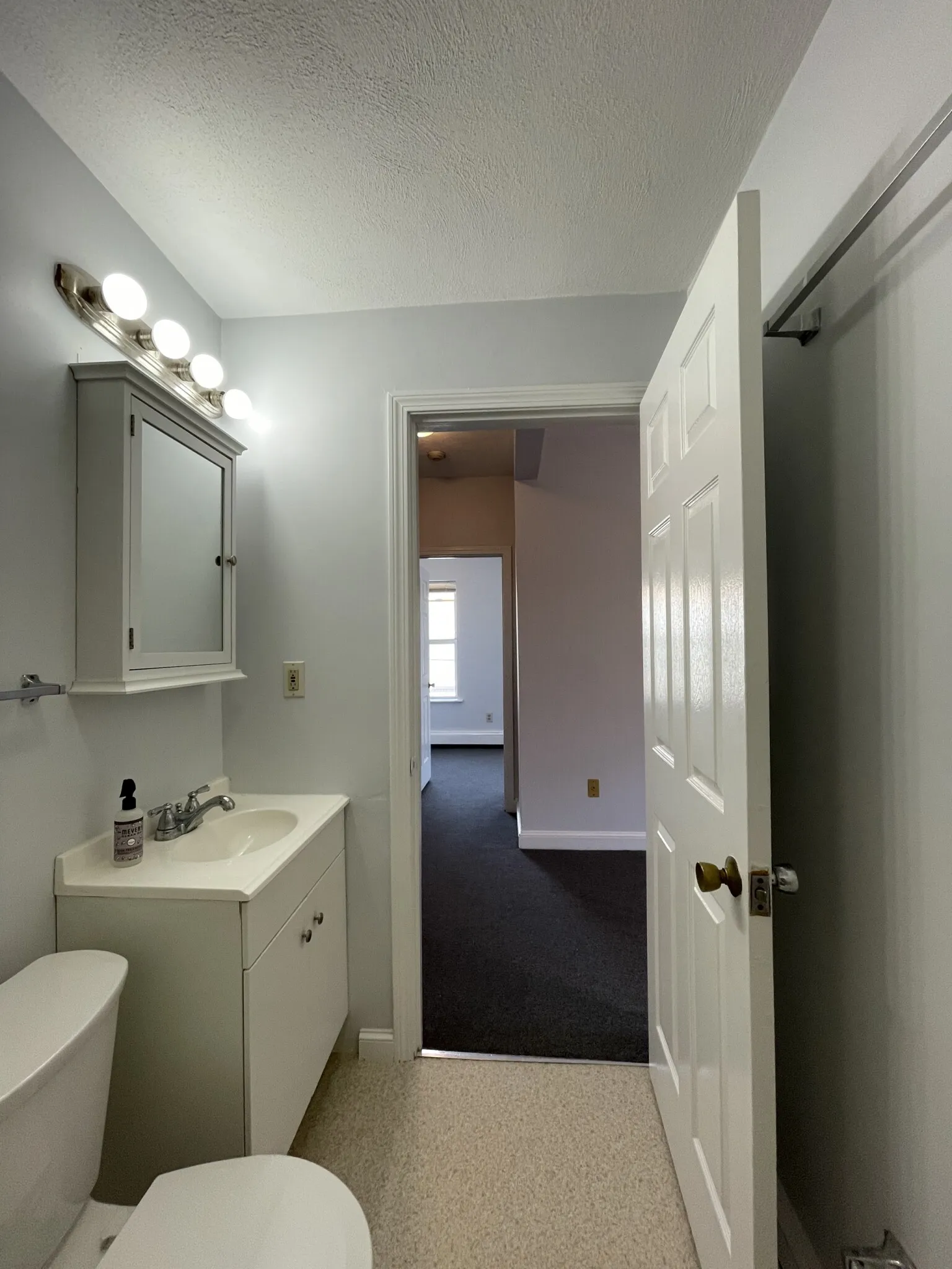2 bed, 1 bath apartment for rent at 122 Berkshire St Unit 6, Wellington-Harrington — photo 8 of 13