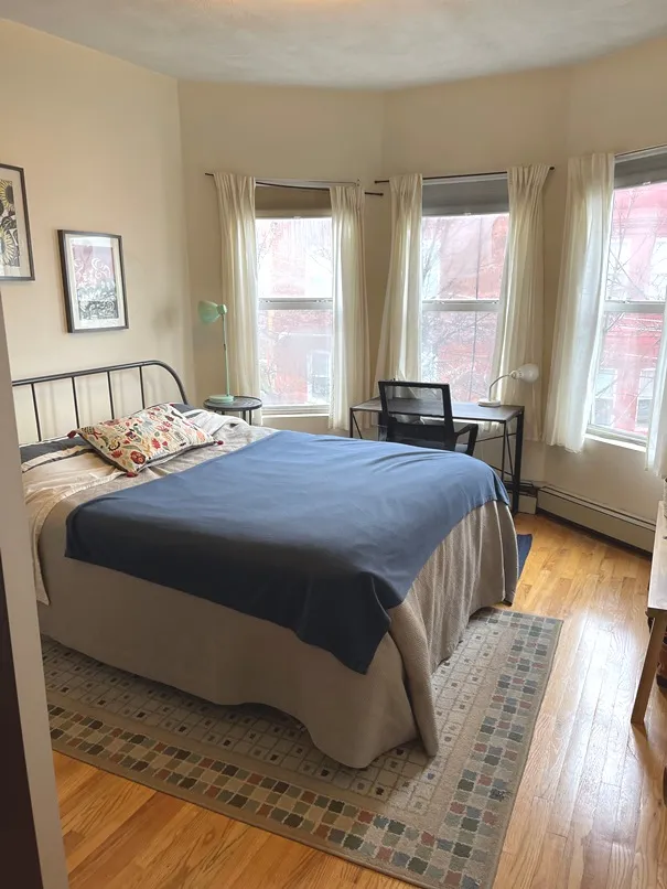 1 bed, 1 bath apartment for rent at 122 Berkshire St Unit 7(3C), Wellington-Harrington — photo 3 of 13