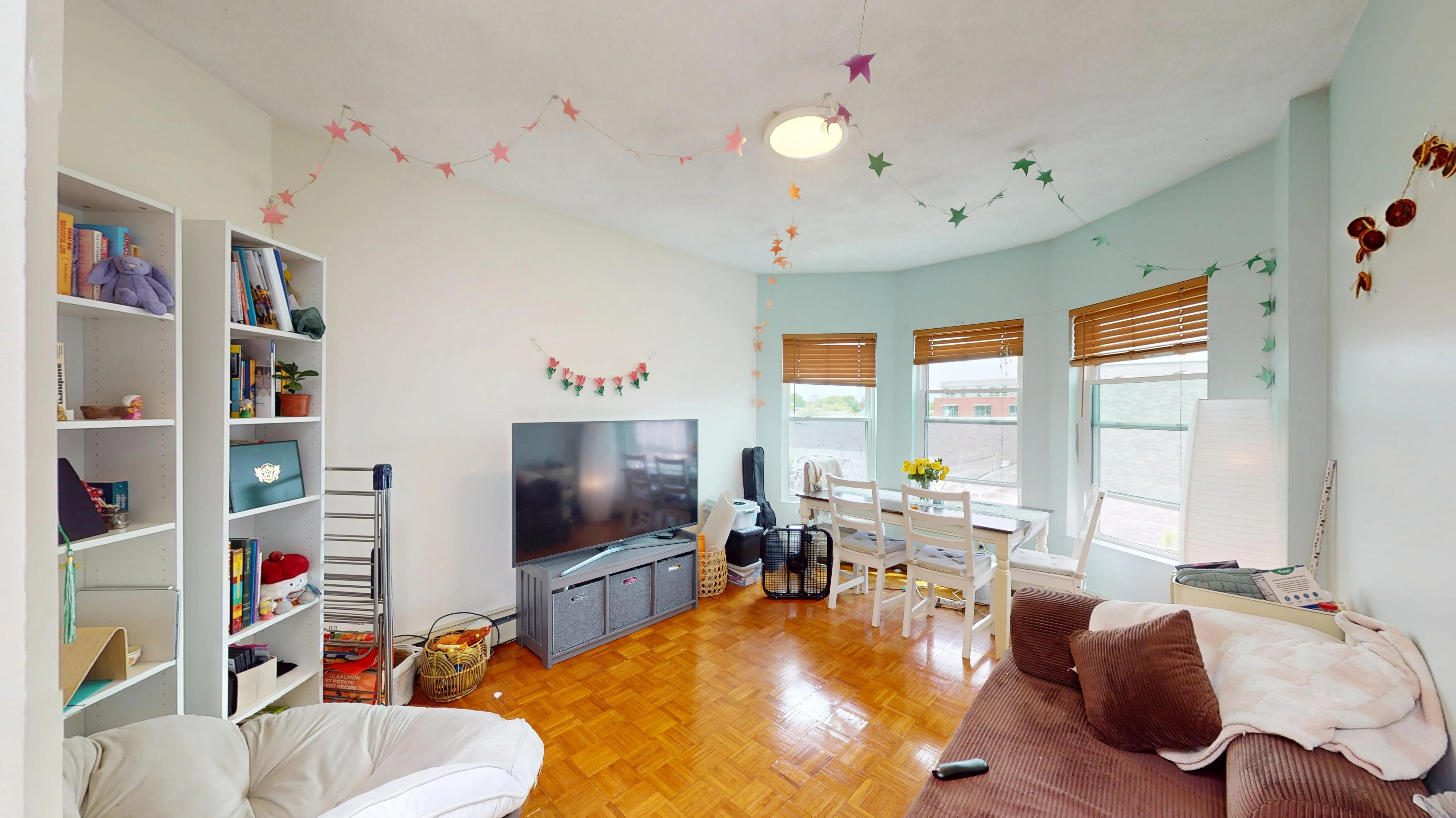 1 bed, 1 bath apartment for rent at 122 Berkshire St Unit 8, Wellington-Harrington — photo 3 of 11