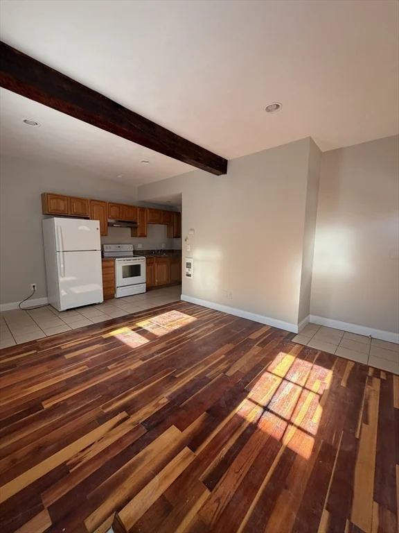 1 bed, 1 bath apartment for rent at 122 Boston St Unit 2R, Salem — photo 5 of 11
