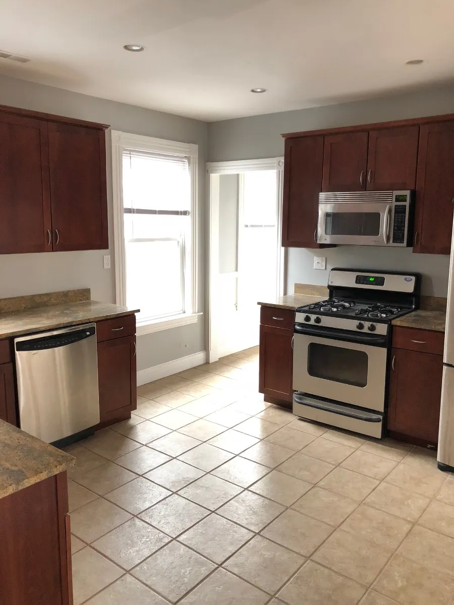 4 bed, 2 bath apartment for rent at 122 Calumet St Unit 2, Mission Hill — photo 3 of 10