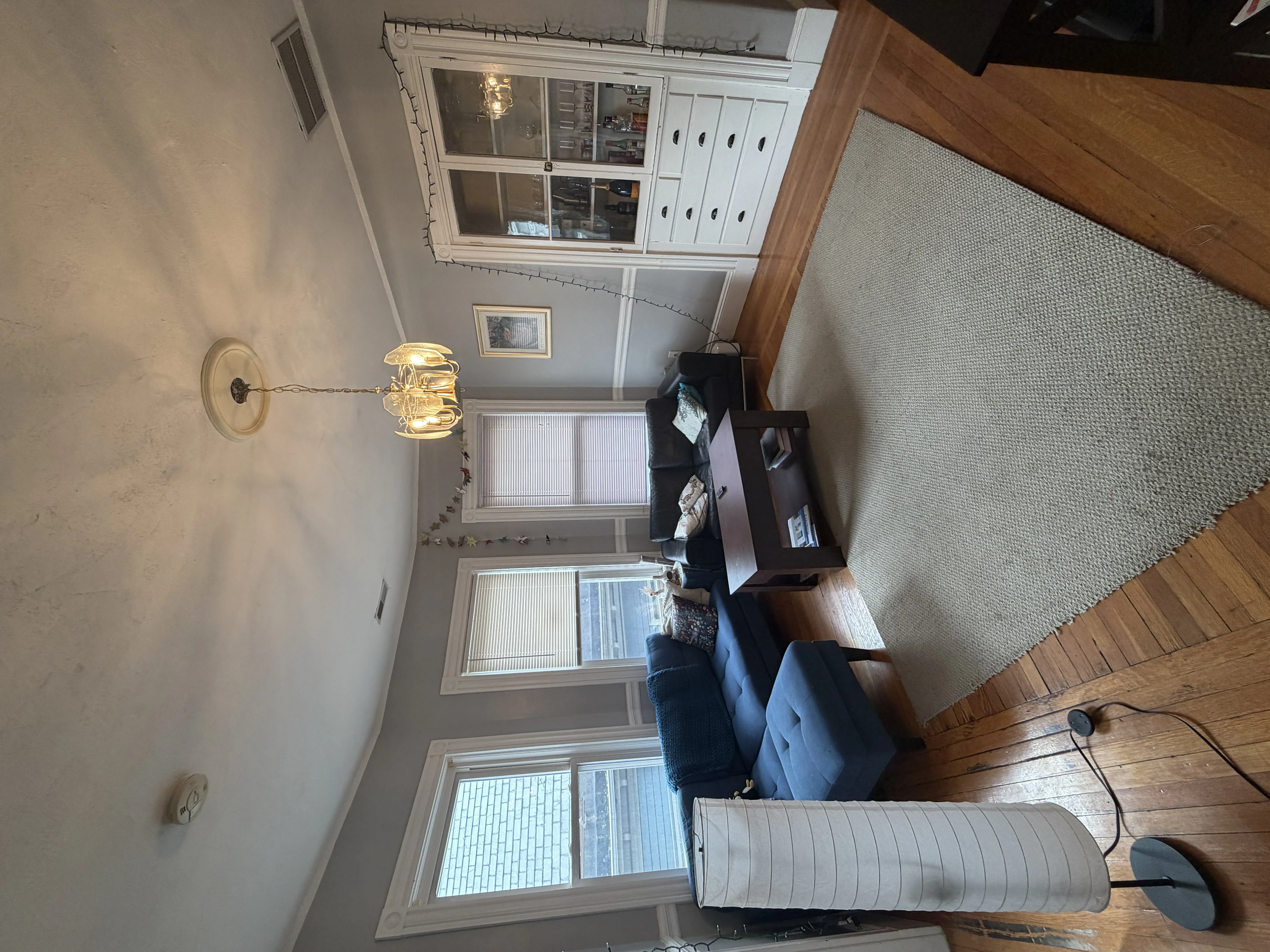 4 bed, 2 bath apartment for rent at 122 Calumet St Unit 3, Mission Hill — photo 3 of 13