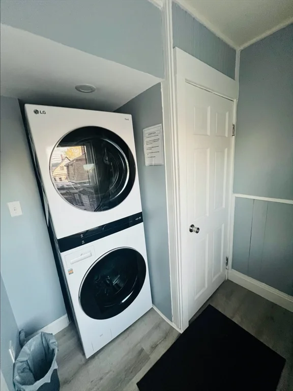 2 bed, 1 bath apartment for rent at 122 Central Ave Unit 1, Hyde Park — photo 10 of 11
