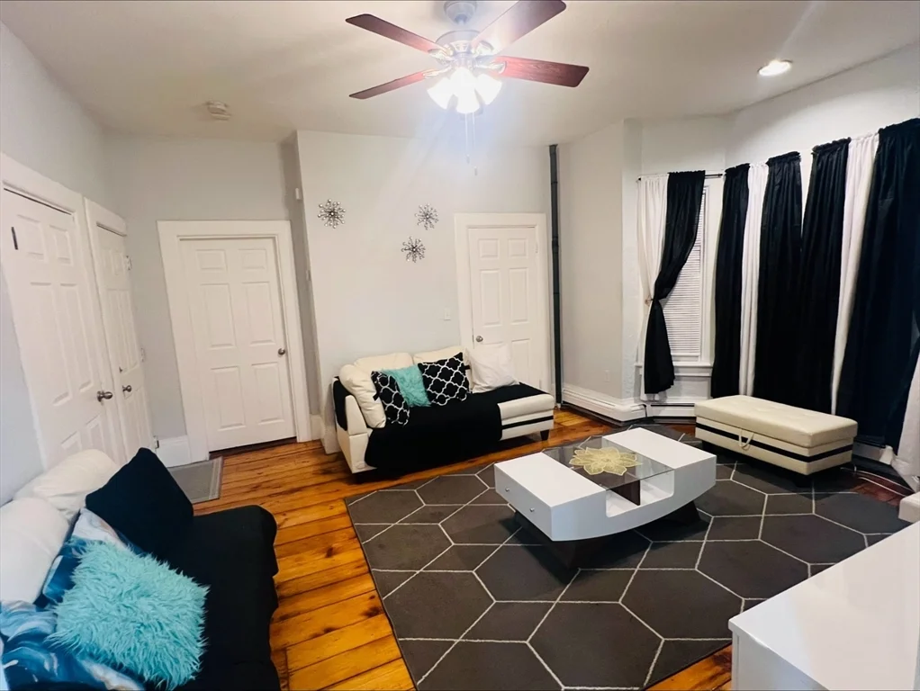 2 bed, 1 bath apartment for rent at 122 Central Ave Unit 1, Hyde Park — photo 8 of 11