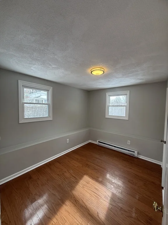 3 bed, 1 bath apartment for rent at 122 Central Unit 1, Winter Hill — photo 8 of 18