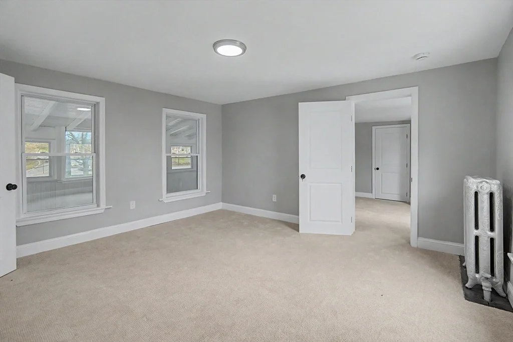 4 bed, 2 bath apartment for rent at 122 Chapin Rd, Hudson — photo 16 of 20