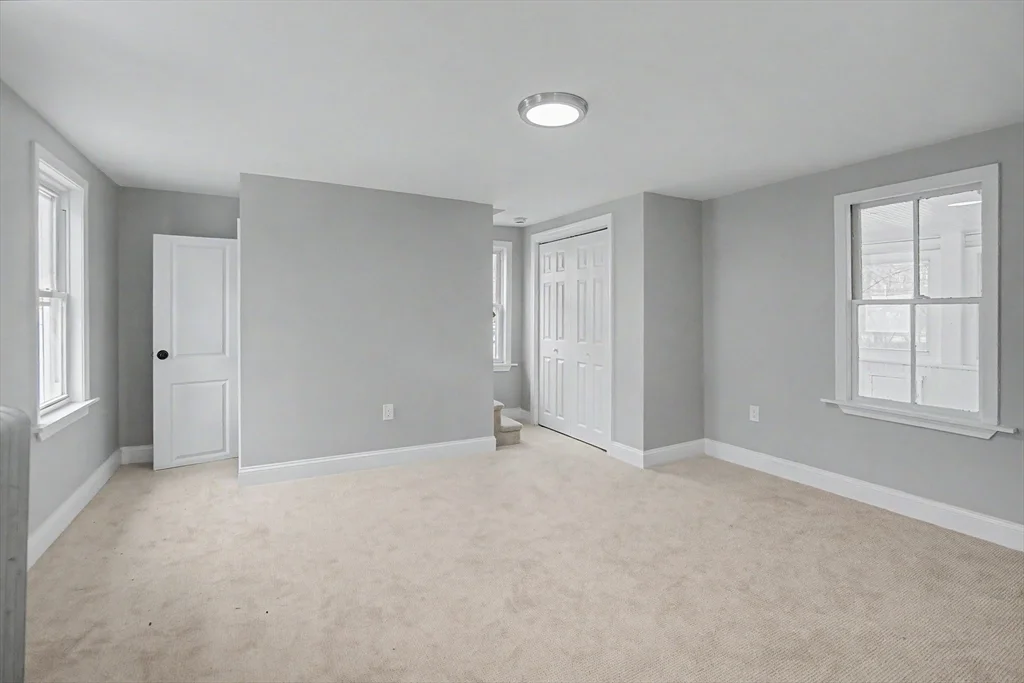 4 bed, 2 bath apartment for rent at 122 Chapin Rd, Hudson — photo 9 of 20