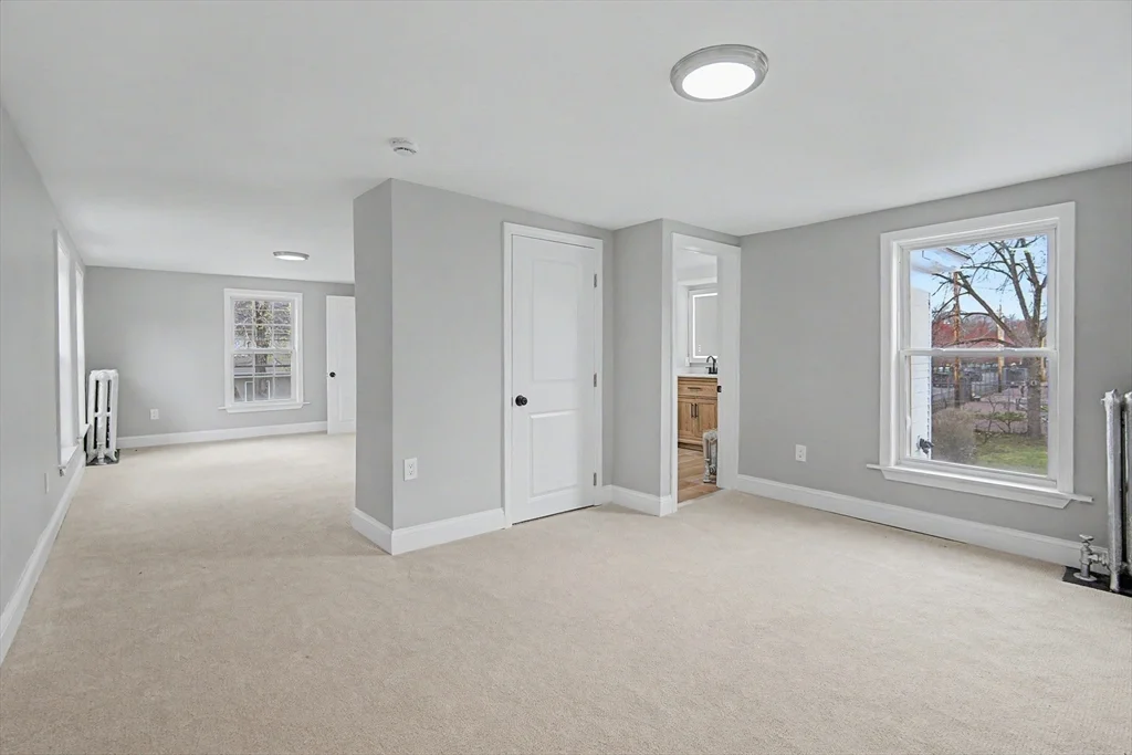 4 bed, 2 bath apartment for rent at 122 Chapin Rd, Hudson — photo 14 of 20