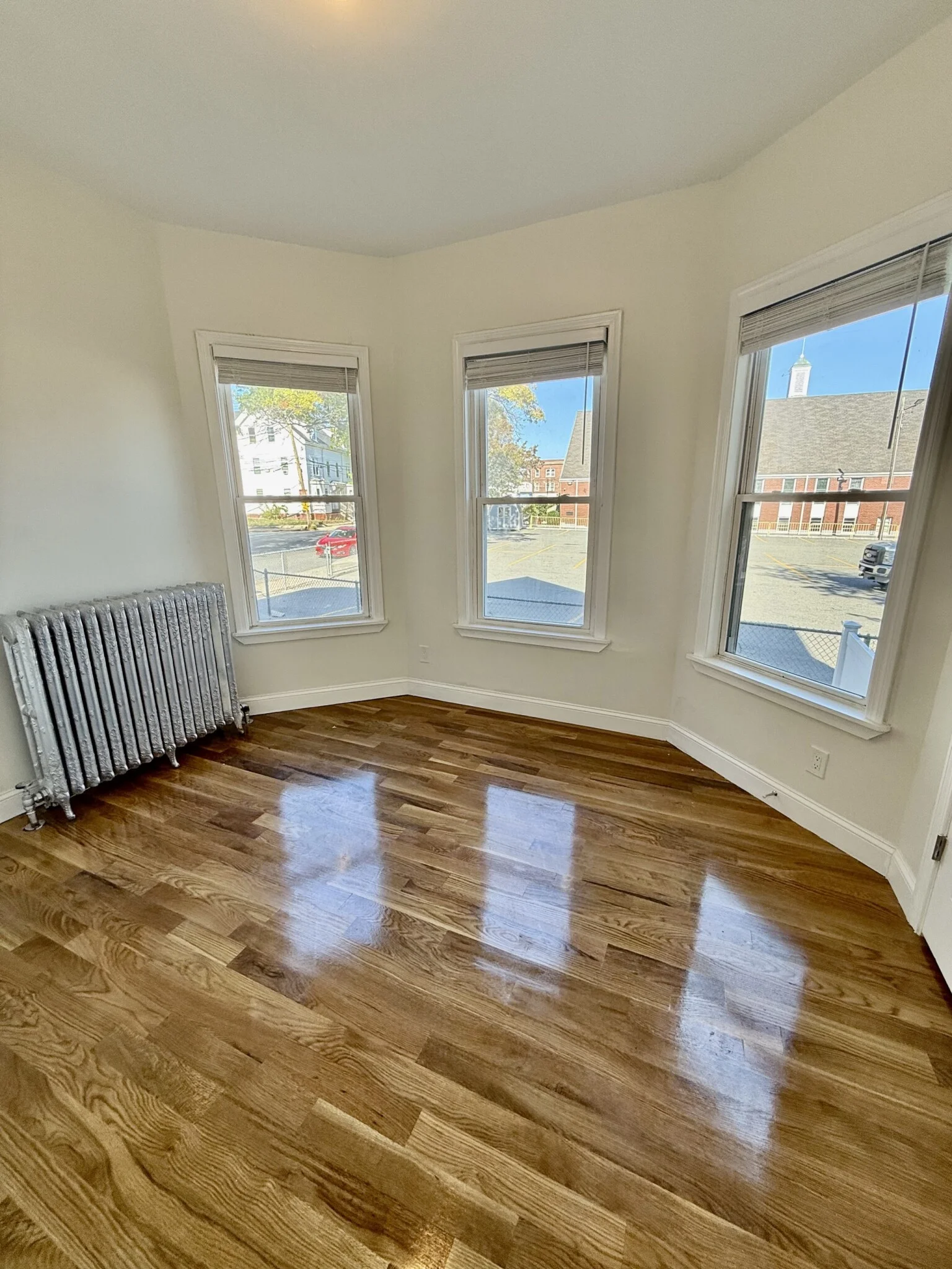 2 bed, 1 bath apartment for rent at 122 Chestnut St Unit 1, Lynn — photo 5 of 7