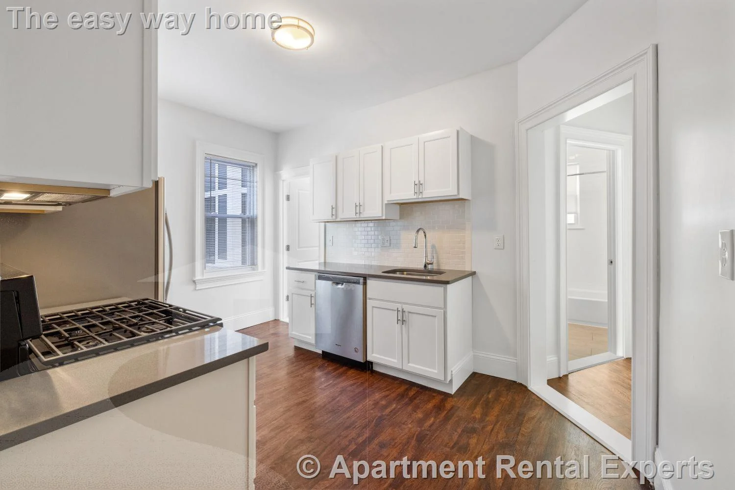 3 bed, 1 bath apartment for rent at 122 Columbia St Unit 1, Central Square — photo 3 of 17