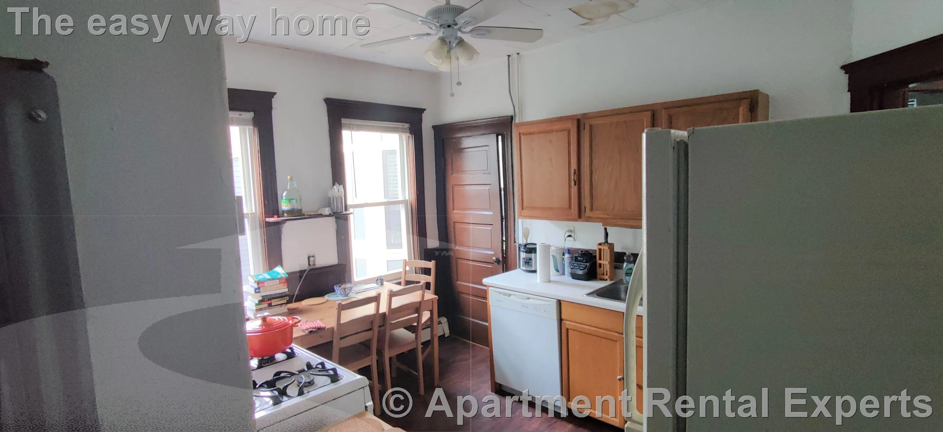 2 bed, 1 bath apartment for rent at 122 Columbia St Unit 2, Central Square — photo 3 of 15
