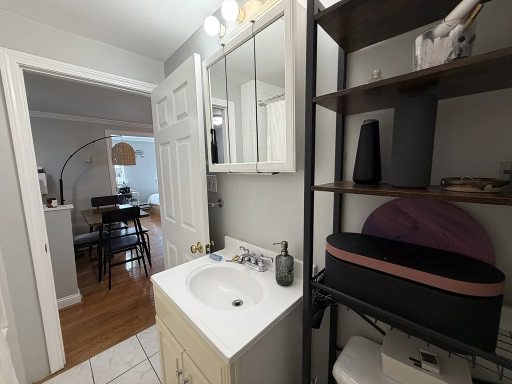 1 bed, 1 bath apartment for rent at 122 D St Unit 3, South Boston — photo 17 of 18