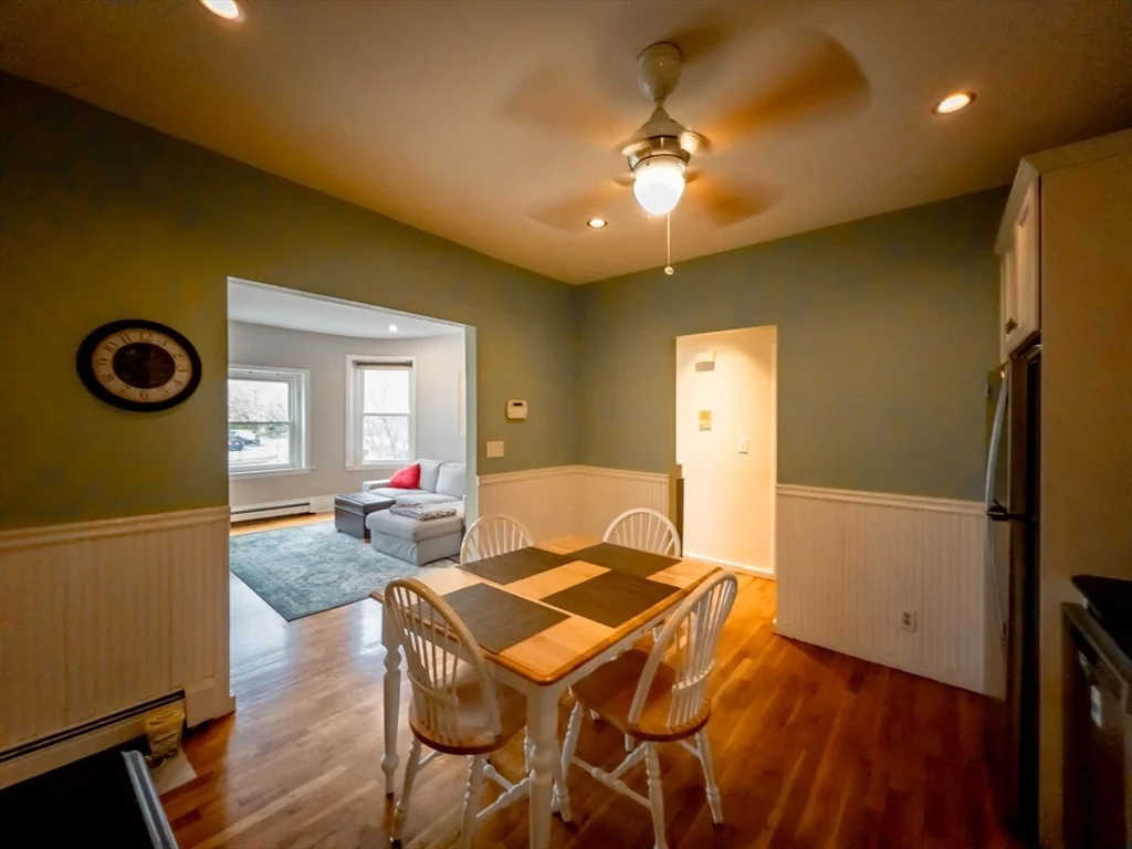 2 bed, 1 bath apartment for rent at 122 Day St Unit 2, Jamaica Plain — photo 6 of 22