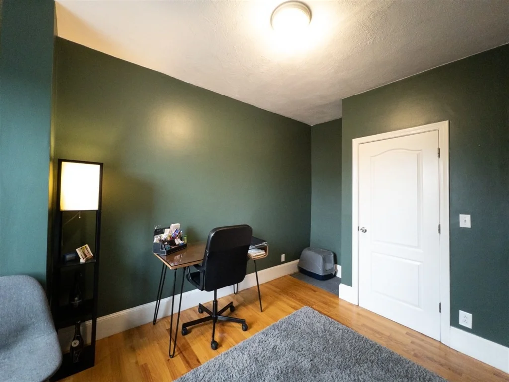 2 bed, 1 bath apartment for rent at 122 Day St Unit 2, Jamaica Plain — photo 19 of 22