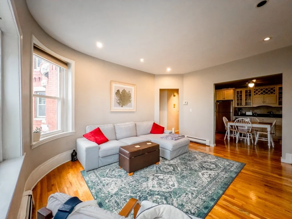 2 bed, 1 bath apartment for rent at 122 Day St Unit 2, Jamaica Plain — photo 10 of 22