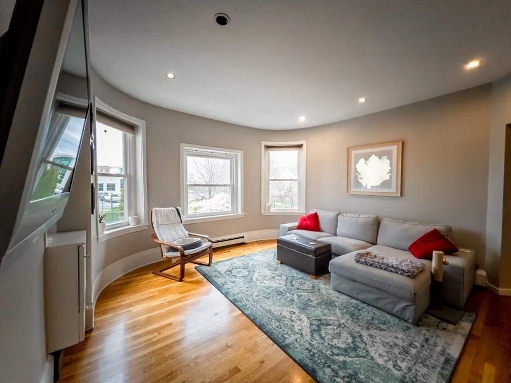 2 bed, 1 bath apartment for rent at 122 Day St Unit 2, Jamaica Plain — photo 7 of 22