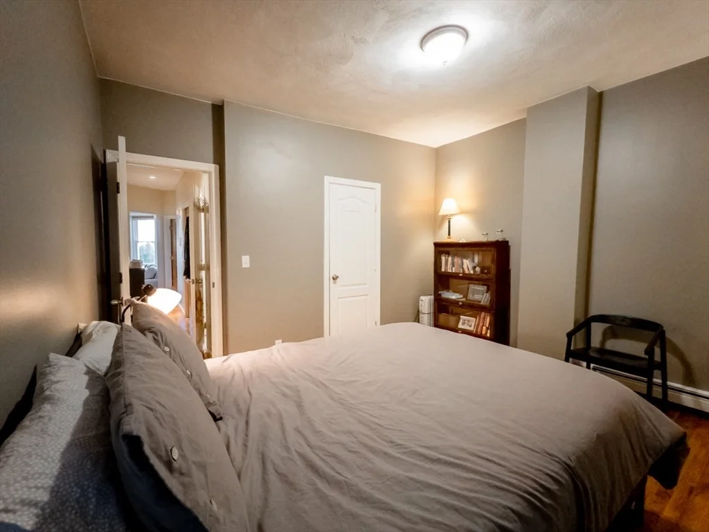 2 bed, 1 bath apartment for rent at 122 Day St Unit 2, Jamaica Plain — photo 17 of 22