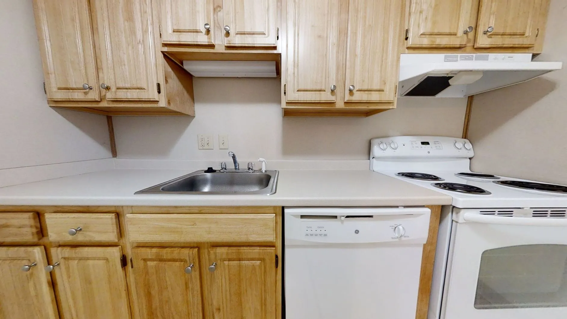1 bed, 1 bath apartment for rent at 122 Dustin St Unit 15, Brighton — photo 4 of 13