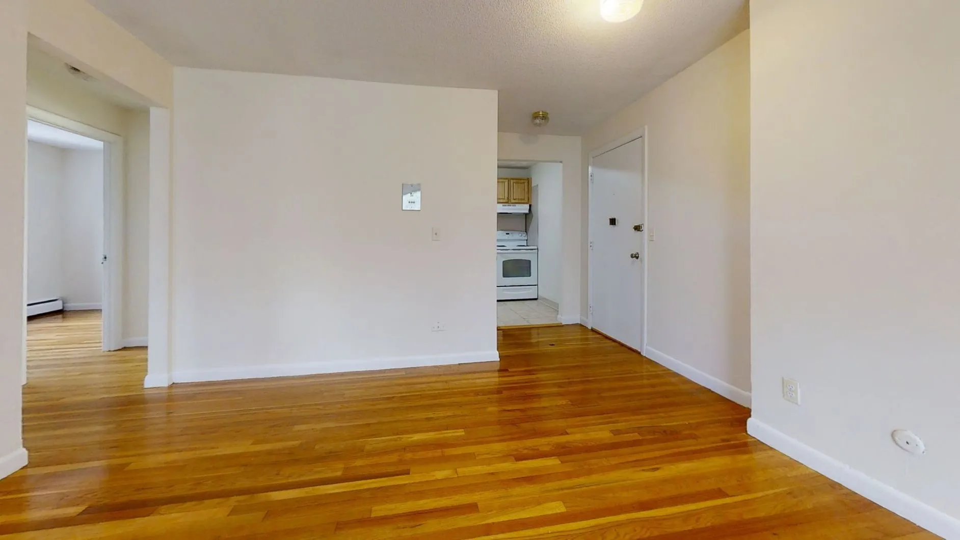 1 bed, 1 bath apartment for rent at 122 Dustin St Unit 15, Brighton — photo 6 of 13